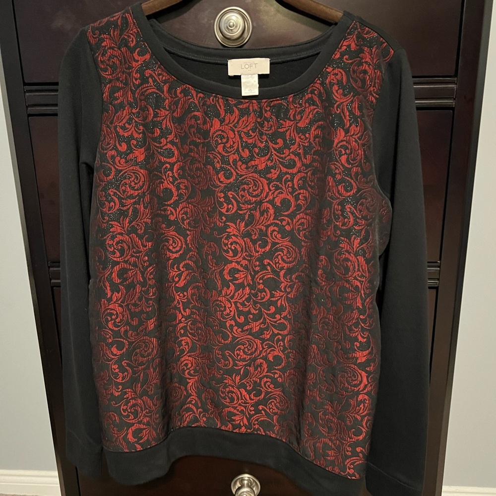 Ann Taylor Loft XS Red & Black lightweight sweatshirt